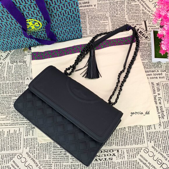 FLEMING MATTE CONVERTIBLE SHOULDER BAG - Picture 5 of 10